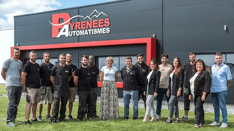 Toute l'équipe de Pyrénées Automatismes réunie